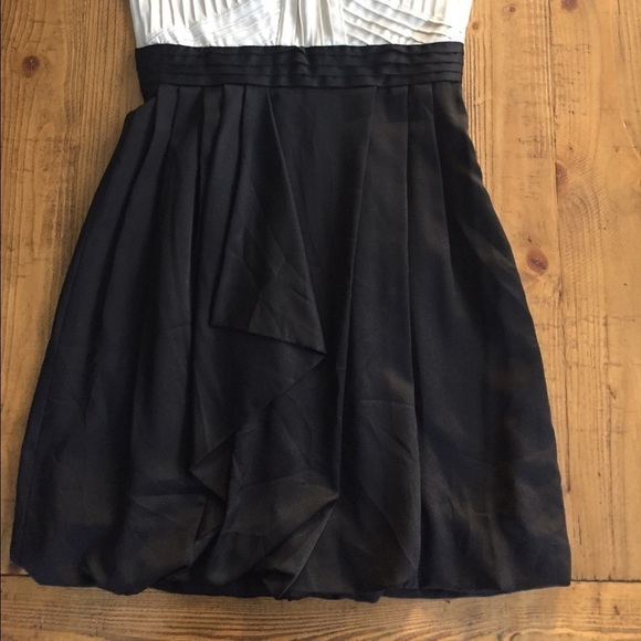 Max And Cleo Black & Cream Cocktail Dress! - Picture 3 of 6